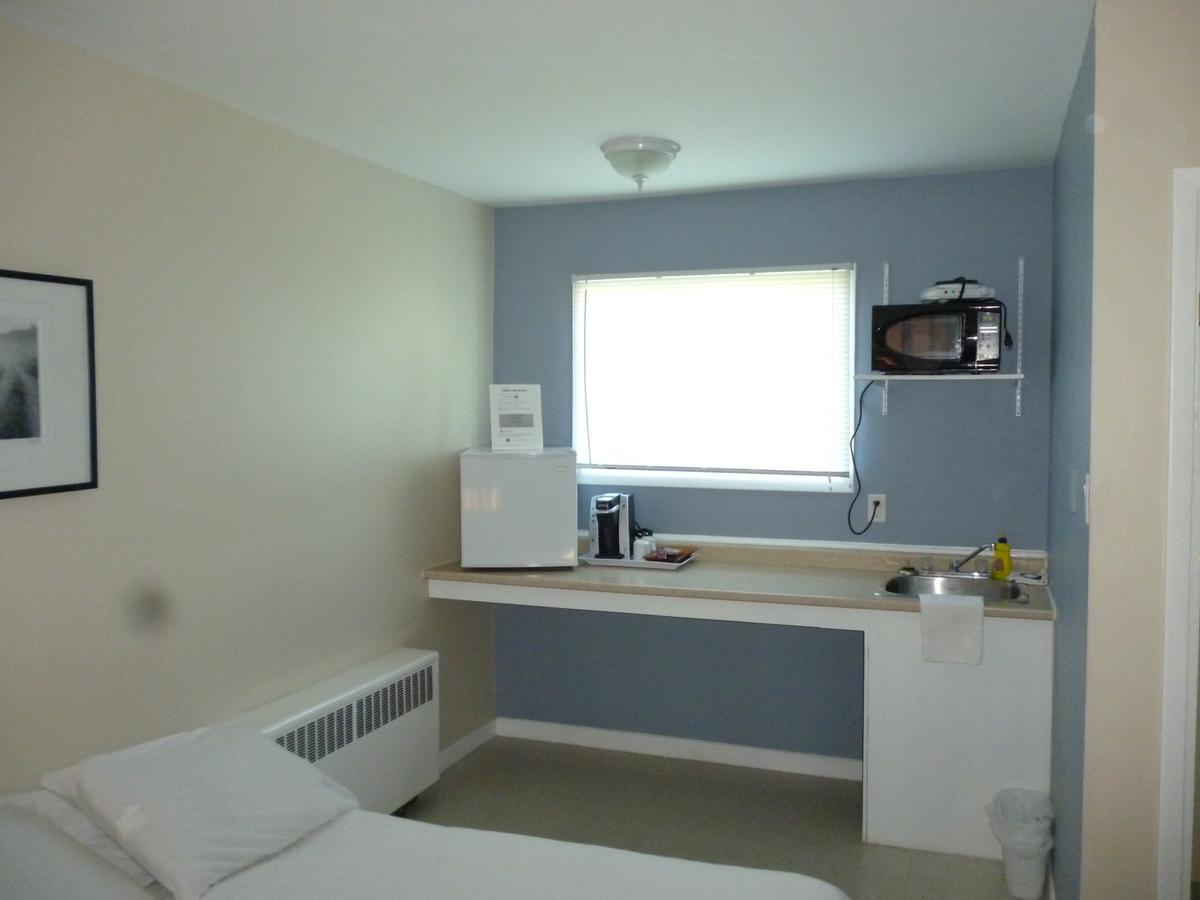 Wheel Inn Motel New Liskeard ห้อง รูปภาพ